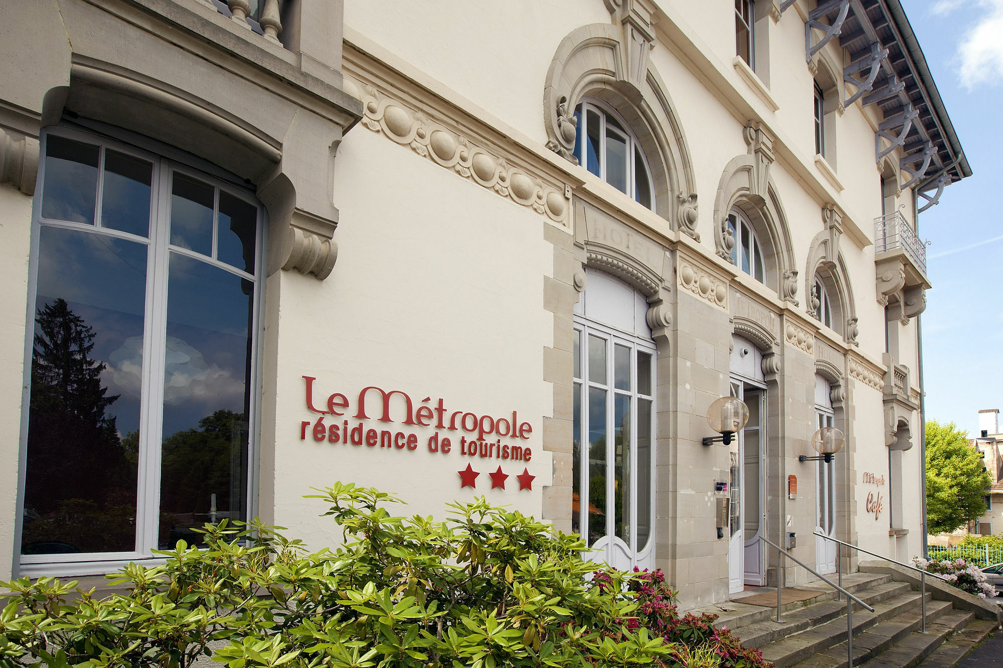 Garden & City Luxeuil Ex Le Metropole Et Les Thermes Dış mekan fotoğraf