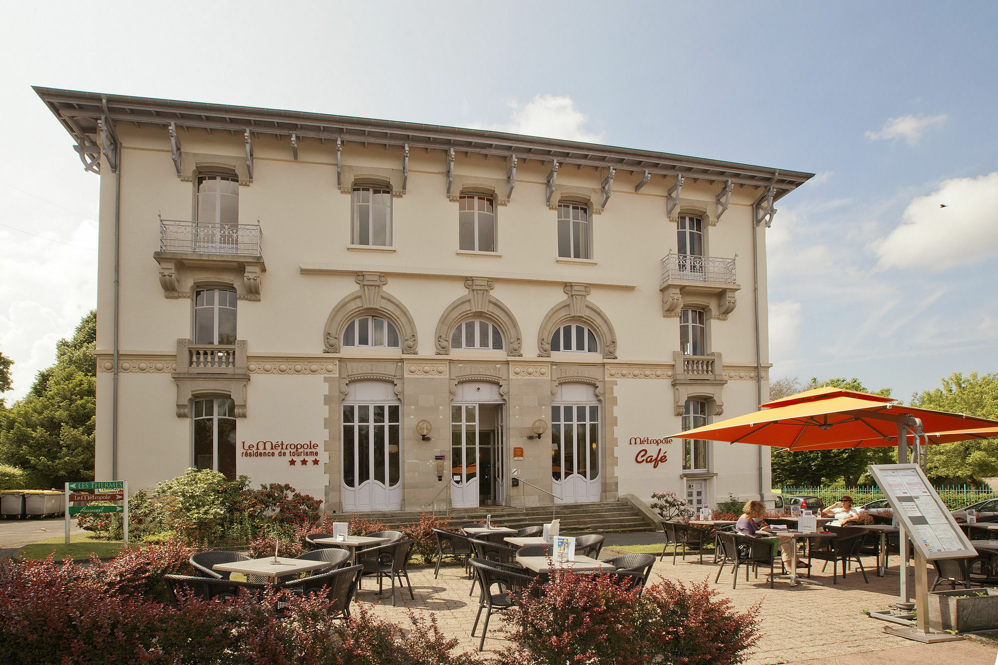 Garden & City Luxeuil Ex Le Metropole Et Les Thermes Dış mekan fotoğraf